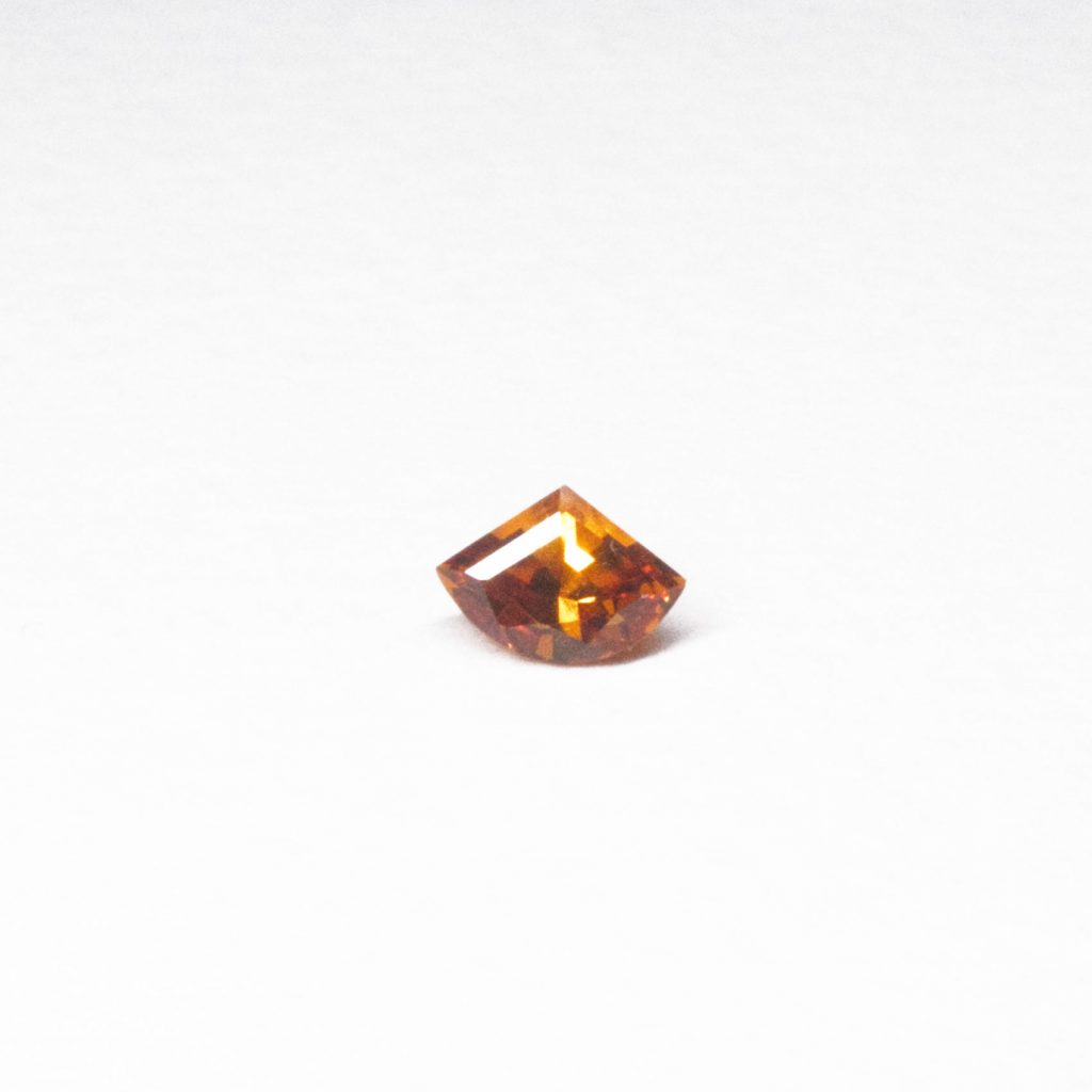 Bague de fiançailles Grenoble, pierre orange